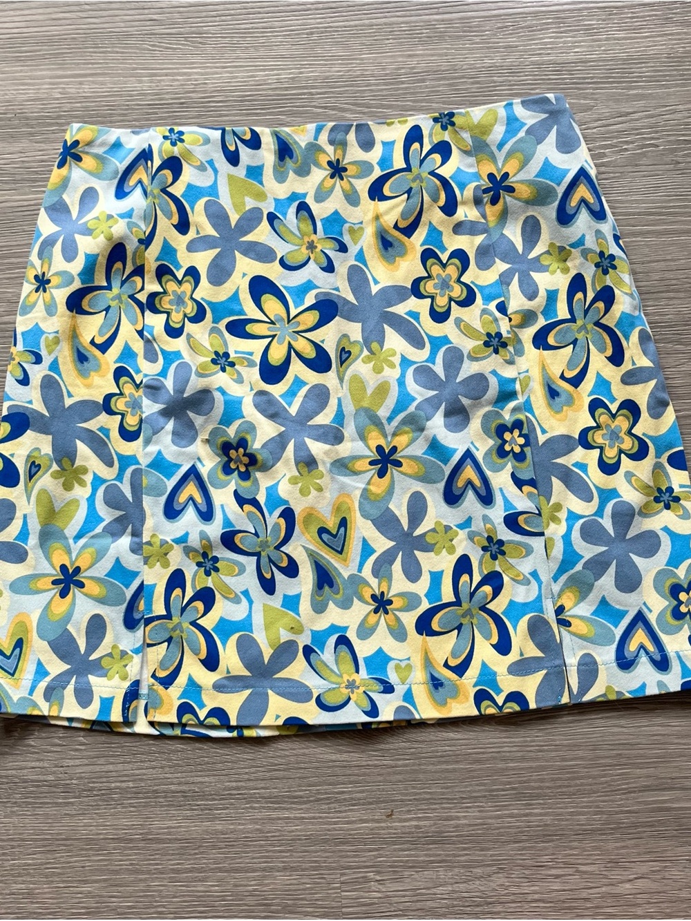 love on a hanger Floral Mini Skirt in Blue, Yellow & Green